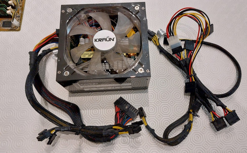 Alimentatore per computer - alimentatore,