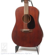 C.F.MARTIN D-15M 2022 Chitarra