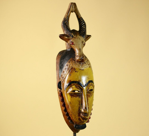 Maschera africana stemma