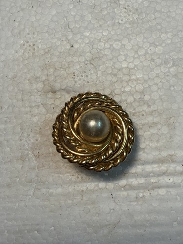 Orecchino vintage clip dorato - vintage,