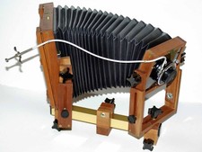 NEW Folding Field Camera 10x15