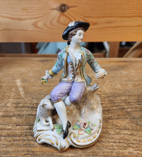 Statua di gentiluomo con