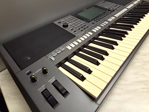 Yamaha psr s770 arranger - psr-s770,