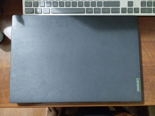 Lenovo v15 ada - ada, 15,6"