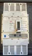 Interruttore magnetotermico scatolato AEG   Mcs259   3P 50Ka 250A  