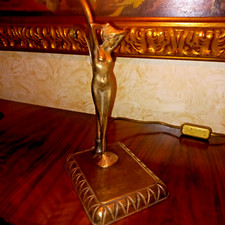 ANTIQUE BRONZE LAMP WITH NUDE