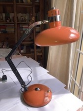 Lampada da tavolo anni 60 metallo arancione smaltato, modernariato