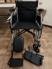 Sedia a rotelle Carrozzina pieghevole Disabili Ruote Grandi Con Appoggio Piedi