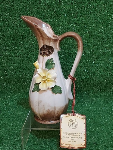 Brocca vaso - , fiore