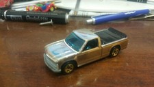 HOT WHEELS MATTEL 1995 CHINA CHEVY 1500 PICK UP CROME SILVER VERY GOOD VINTAGE
