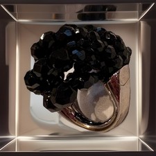 Anello a grappolo in cristallo