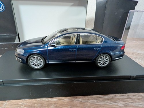 Schuco vw passat - 1:43,