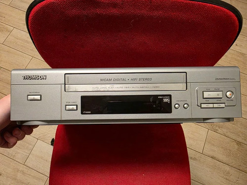 Videoregistratore vhs thomson - vhs,