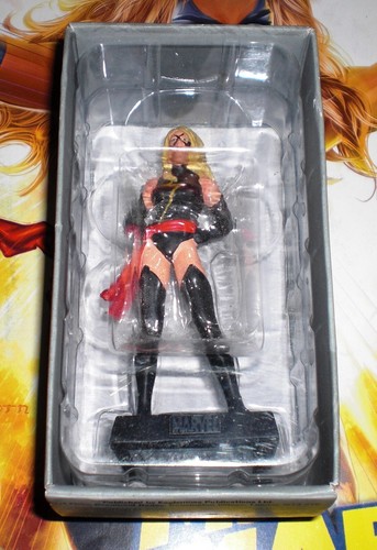 Miss marvel statuina - 76,