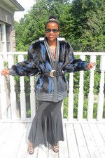 Nuovo Designer taglio largo blu e nero skunk pelliccia cappotto giacca passeggino S-M 2-12