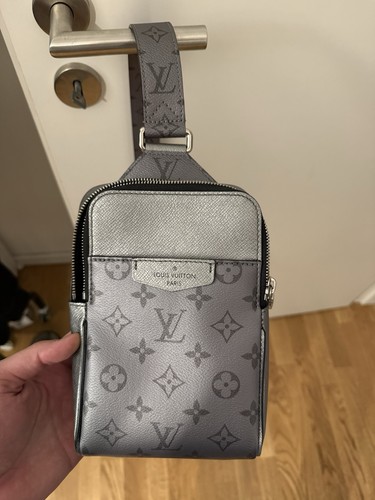 Louis vuitton outdoor sling - outdoor,