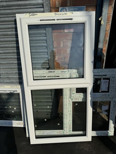Finestra upvc bianca nuova - , 840