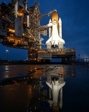 SPACE SHUTTLE ATLANTIS AT PAD