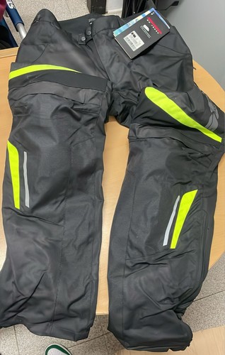 Pantaloni tecnici imbottiti