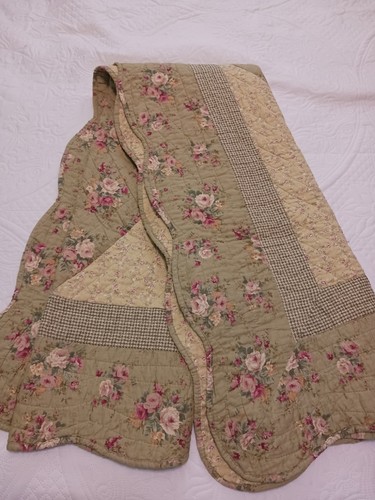 Graziosa coperta trapuntata