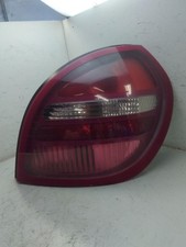 Fanale posteriore destro Nissan Almera N16 con difetti anno 2001 