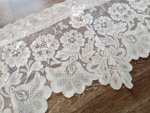 Tenda vintage pizzo floreale