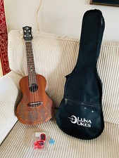 UKULELE elettrico acustico
