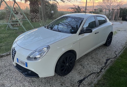 Alfa romeo giulietta - alfa,