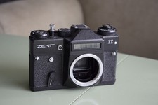 macchina fotografica zenit 11