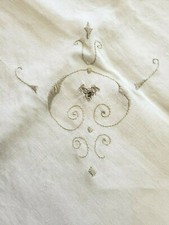 Vintage Table Topper Beige on