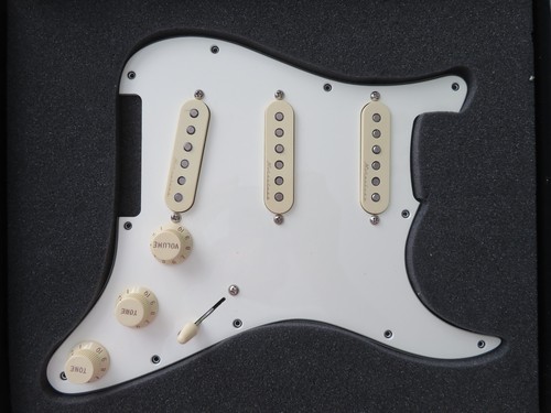 Fender battipenna pre cablato - battipenna, pre-cablato