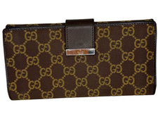 Gucci Womens GG Monogram Snap