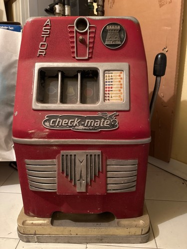 Vintage slot machine astor - -,