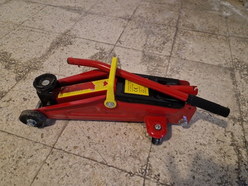 Cric sollevatore auto - sollevatore,