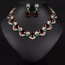 Set orecchini collana