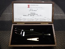 Picomin / Endevco modello n. Accelerometro triassiale 23