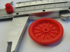 GRUNDIG C 409 C 411 C 415 C 430 C 431 C 435 C 450 C 480 Ingranaggi in gomma NUOVO