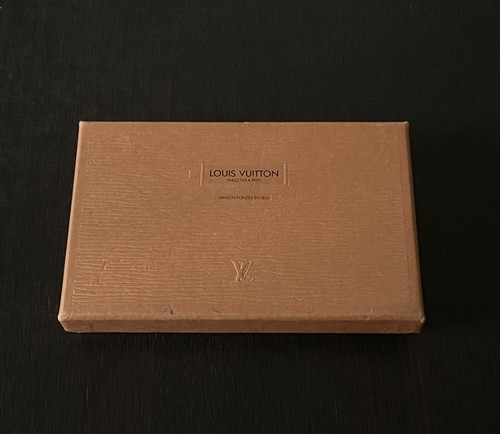 Scatola louis vuitton - louis,