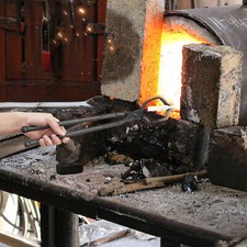 VEVOR Pinza da Fabbro Pinze Forgiata 3 Pezzi 46 cm a Forma di V Bocca di Lupo ZV