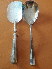 2 Cucchiai da portata in argento sterling primi 900 --25 cm.