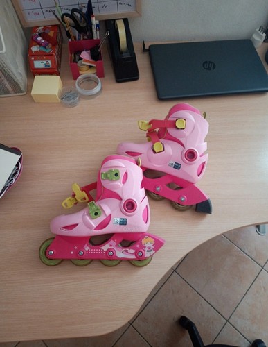 Vendo pattini bambina - vendo,