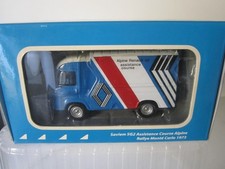 1/43 IXO FOURGON SAVIEM SG2