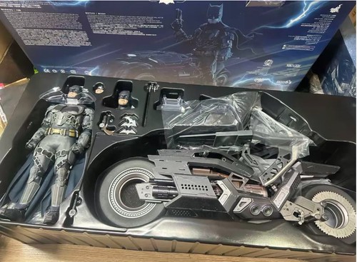 Hot toys mms705 batman - batman, &