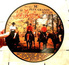 LP LES BEATLES DANS LEURS 14