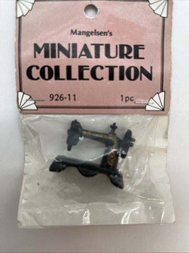 Mangelsen miniature singer - miniature,