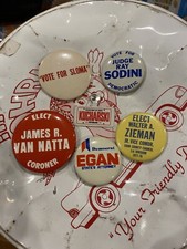 VTG POLITICAL BUTTONS CHICAGO