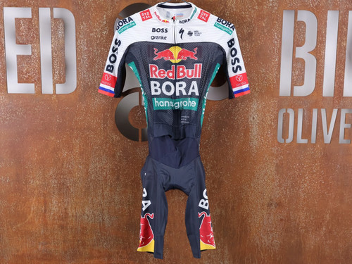 Specialized red bull tuta - bull,