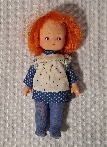 Bambola bionda fragola vintage