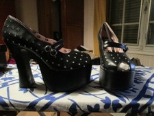 TUK  HIGH PLATFORM OPEN TOE