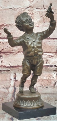 Bronzo bambino ragazzo - ragazzo, l